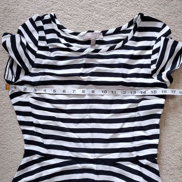Banana Republic black white striped peplum top blouse 4 Petite 4P short sleeve - Picture 9 of 10
